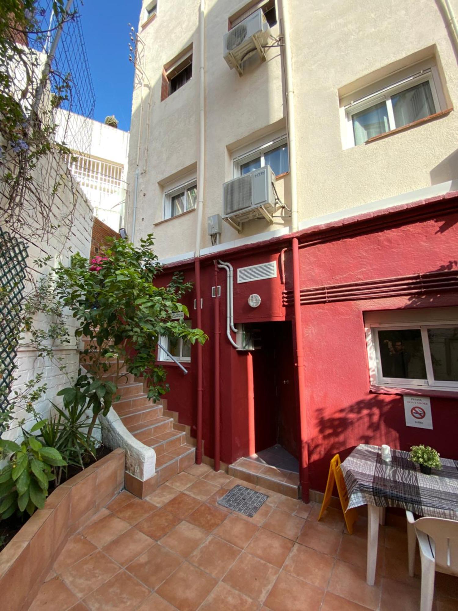 Cozy Suite Apartment, Wifi! Santa Coloma de Gramanet المظهر الخارجي الصورة